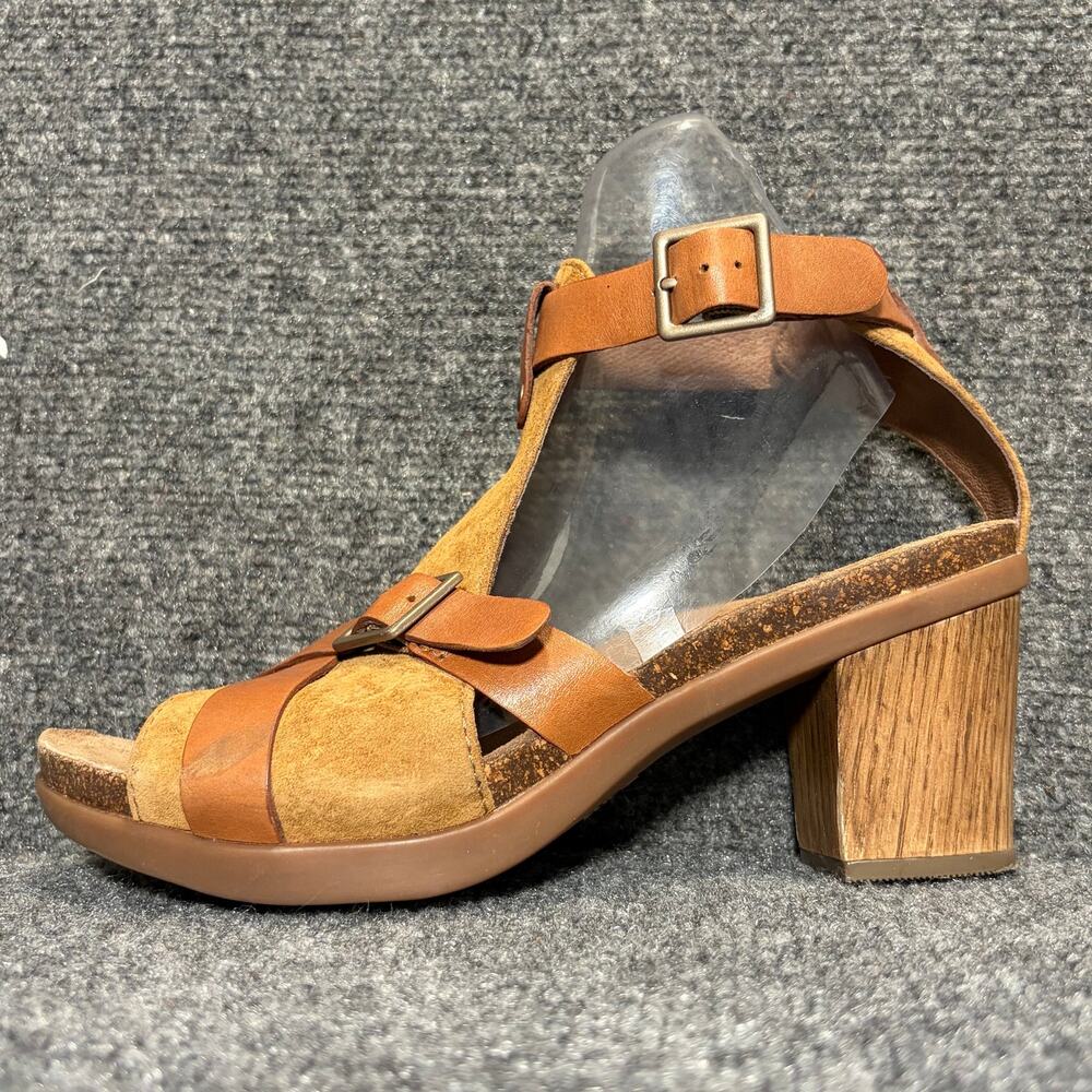 Dansko T Strap Tan Suede Buckle Block Heel Sandals Women 9 Open Toe Strappy Shoe